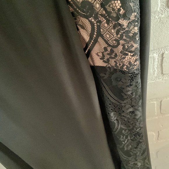 Mystic L.A. Sexy Gown One shoulder Lace Maxi Black dress Size L - Picture 16 of 16